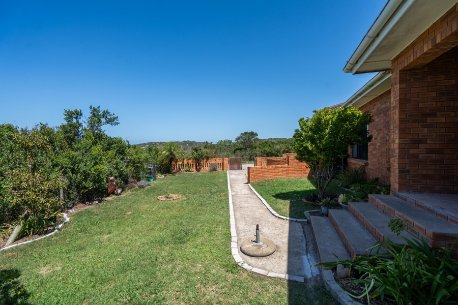 3 Bedroom Property for Sale in Seafield Eastern Cape